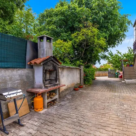 Olio - Comfort For Four People *