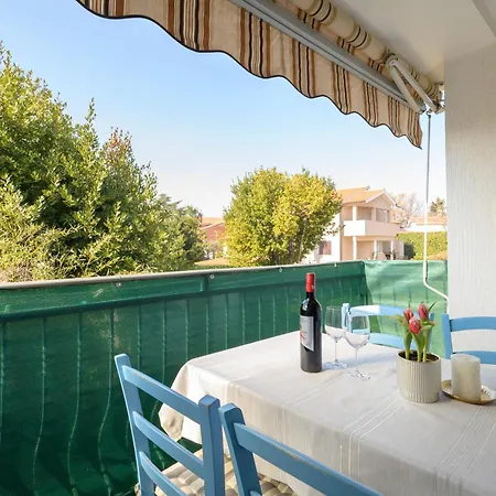 Apartment Olio - Comfort For Four People Tar-Vabriga