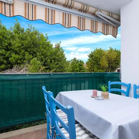 Olio - Comfort For Four People Tar-Vabriga